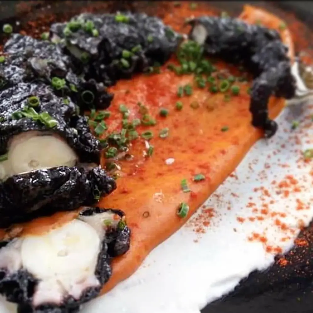 Pulpo ahumado en tempura